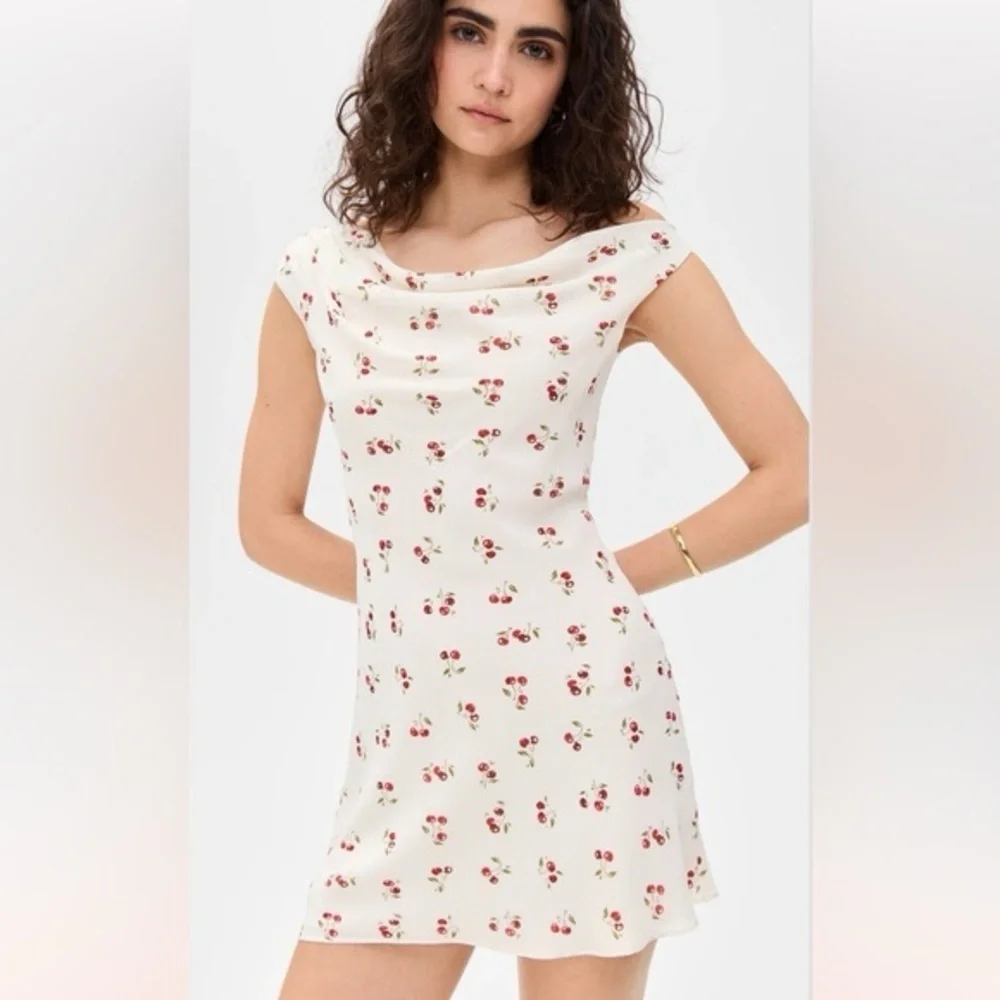 REFORMATION Kristine Cherry Mini Dress 8 - Picture 2 of 7